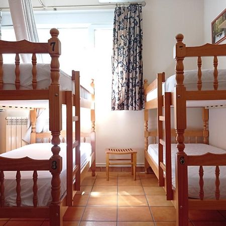 Хостел Albergue De Peregrinos Ultreia Et Suseia Сигуэйро Экстерьер фото