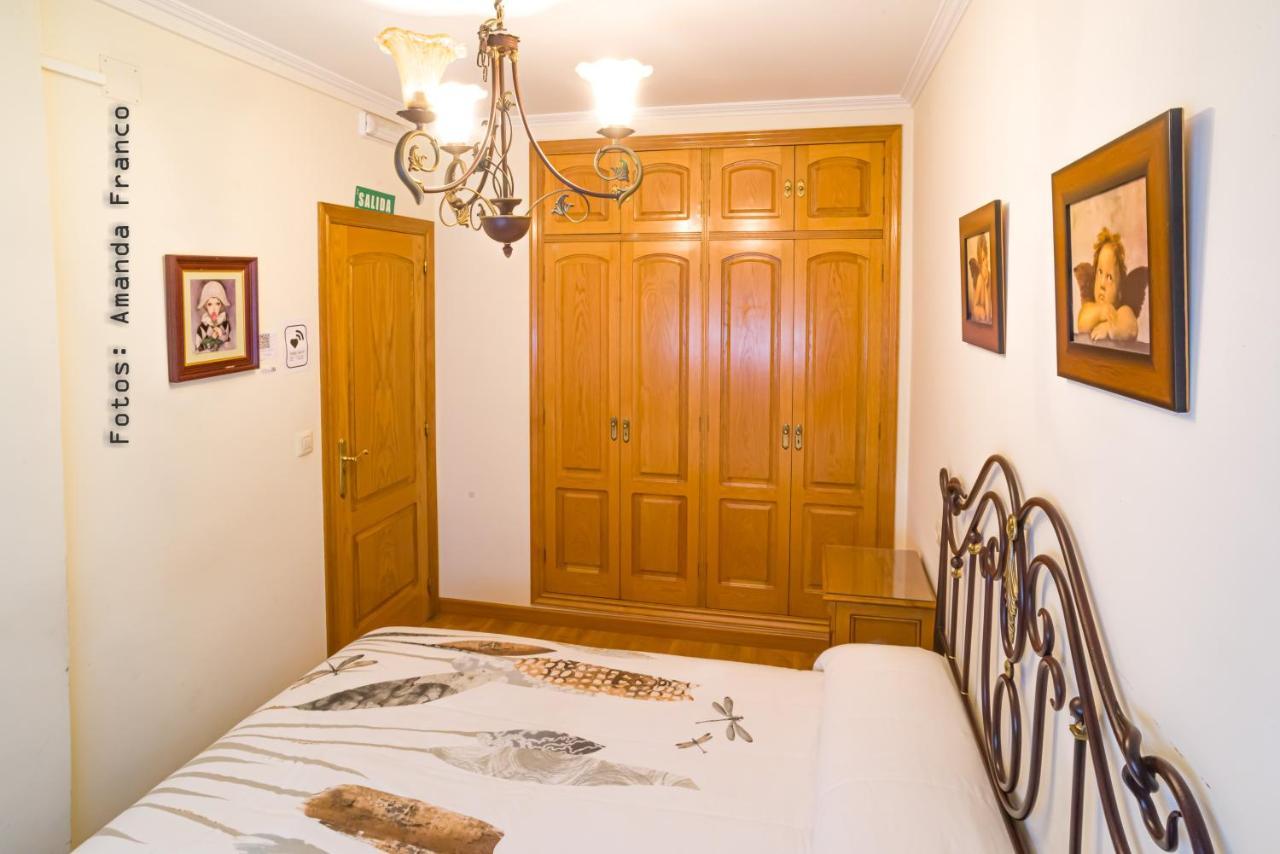 Хостел Albergue De Peregrinos Ultreia Et Suseia Сигуэйро Экстерьер фото