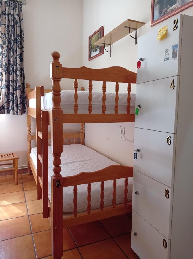Хостел Albergue De Peregrinos Ultreia Et Suseia Сигуэйро Экстерьер фото