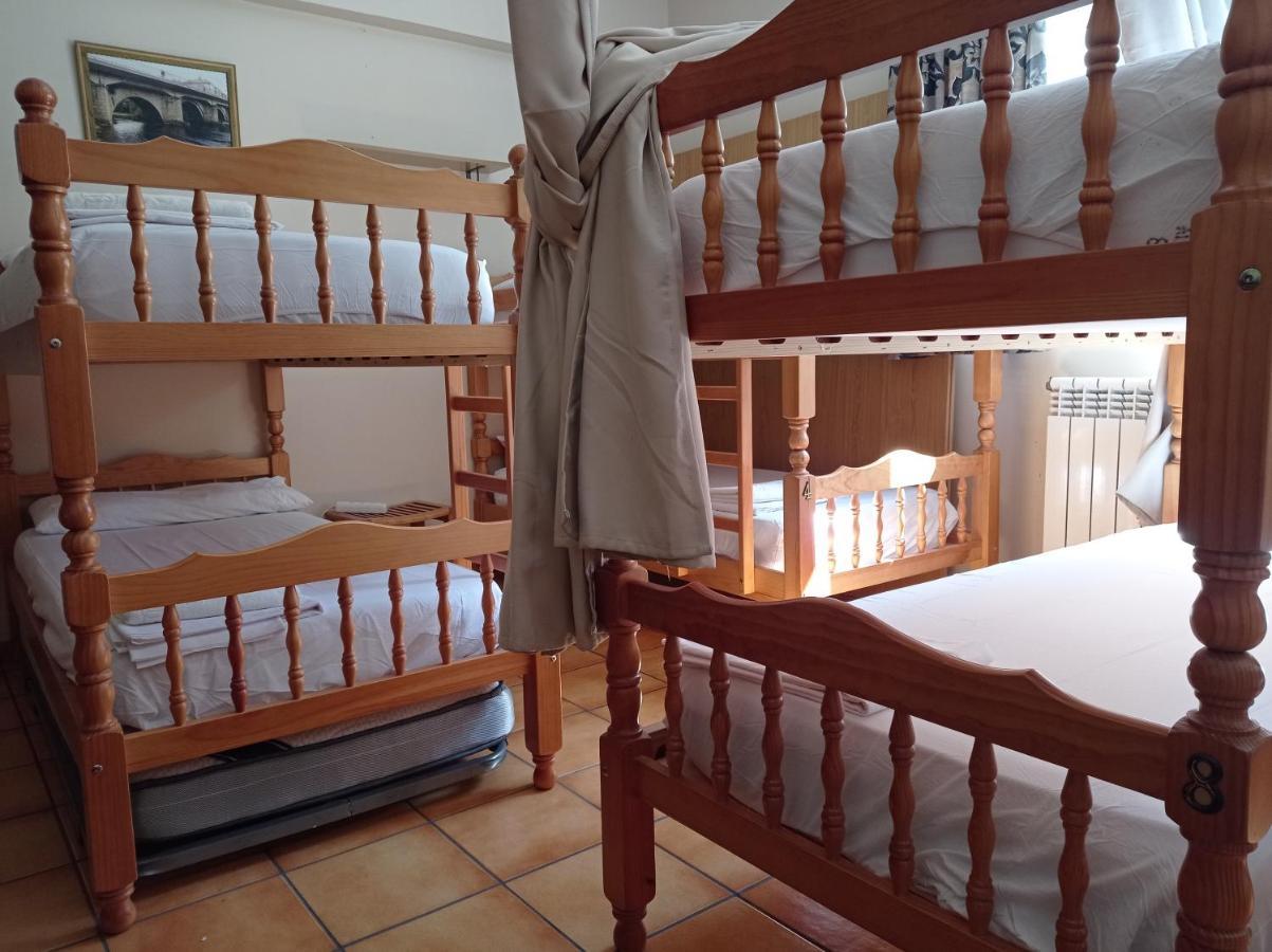 Хостел Albergue De Peregrinos Ultreia Et Suseia Сигуэйро Экстерьер фото